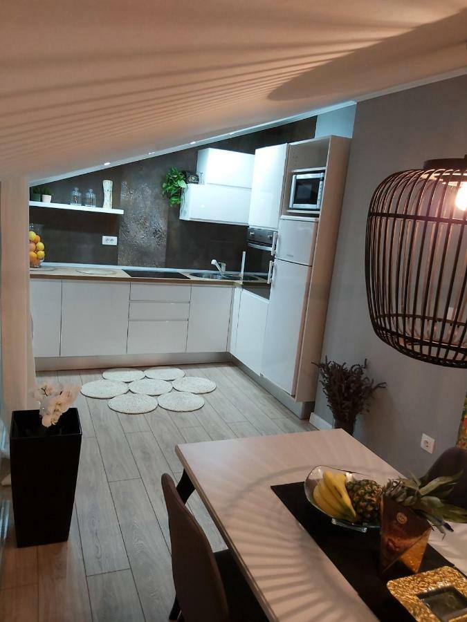 Villa My Rose With A Private Pool Mlini Ngoại thất bức ảnh